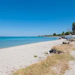 Case de vacanță Moana Seafront Maisonette By Rentalspro - Halkidiki