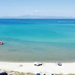 Moana Seafront Maisonette By Rentalspro - Halkidiki