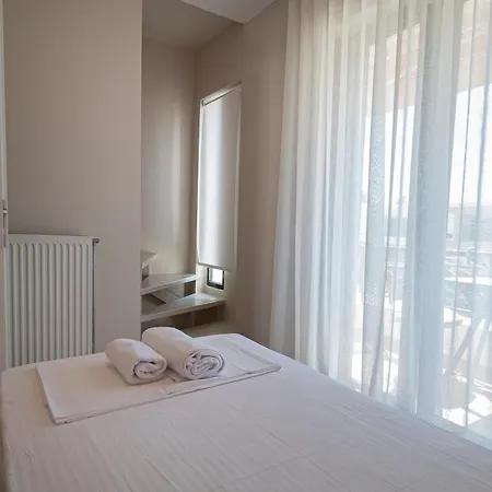 Moana Seafront Maisonette By Rentalspro - Halkidiki
